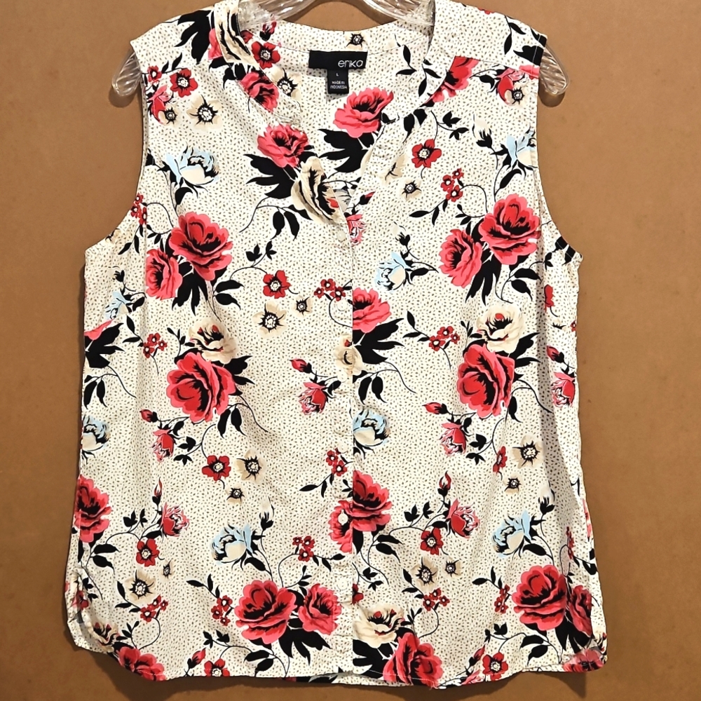 Pink floral pattern on white sleeveless top Side Slits Lg. Button Down